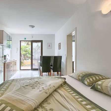 Alpa-4 By Interhome Apartament *