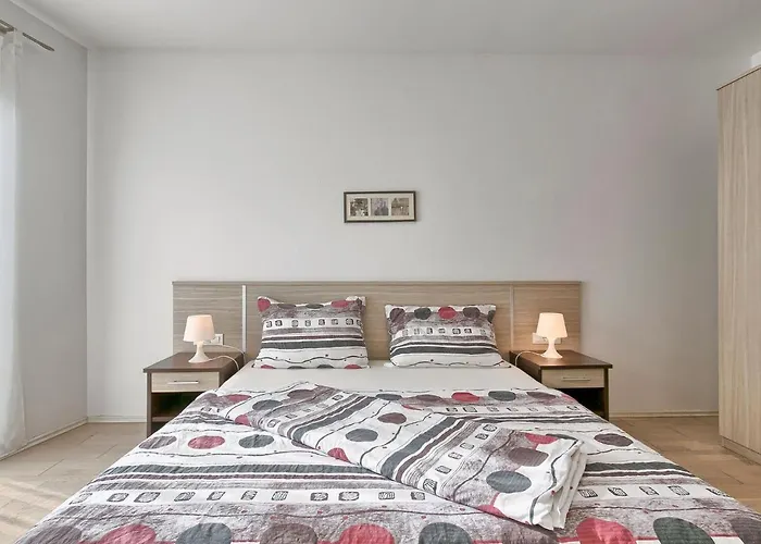 아파트 Alpa-4 By Interhome