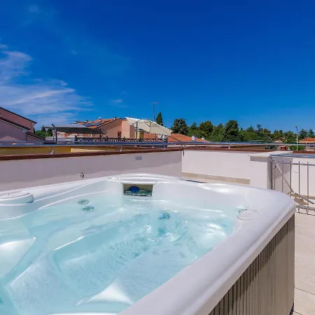 Alpa-4 By Interhome Appartamento Umago